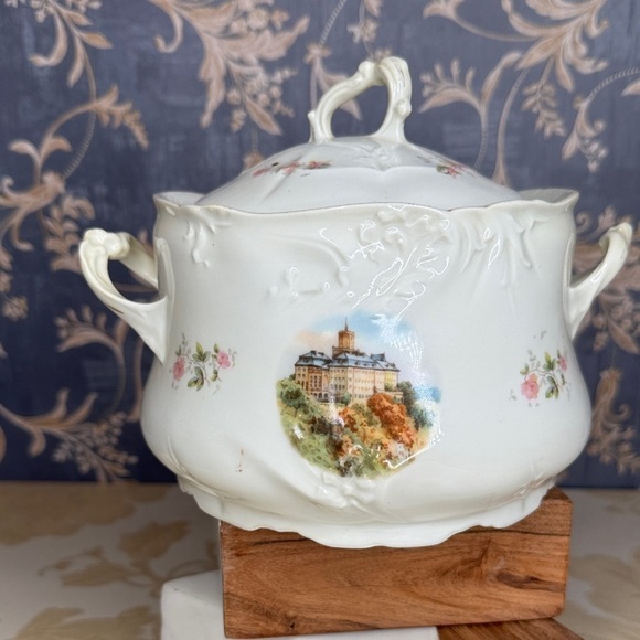 Vintage Other - Vintage Porcelain Floral Pot With Lid and Handles